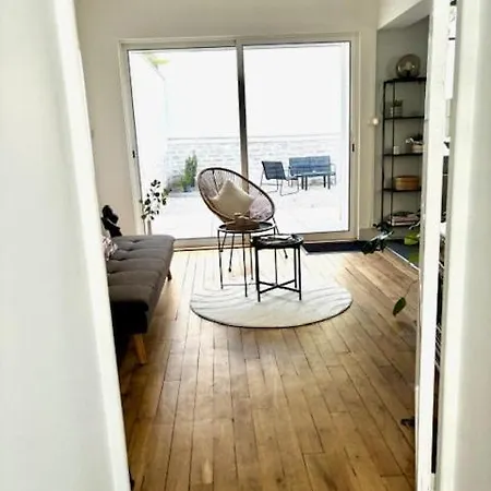 Дом отдыха Maison Cosy Avec Jardin, Proche Gare Et Centre Historique